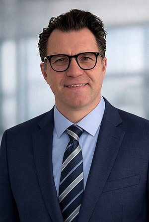 Portr&auml;t von Dr. Frank Hofschulte, dem neuen Leiter des KCG